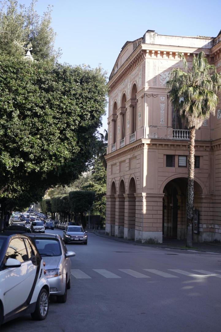Al Teatro Verdi Luxury Apartment Salerno Ngoại thất bức ảnh