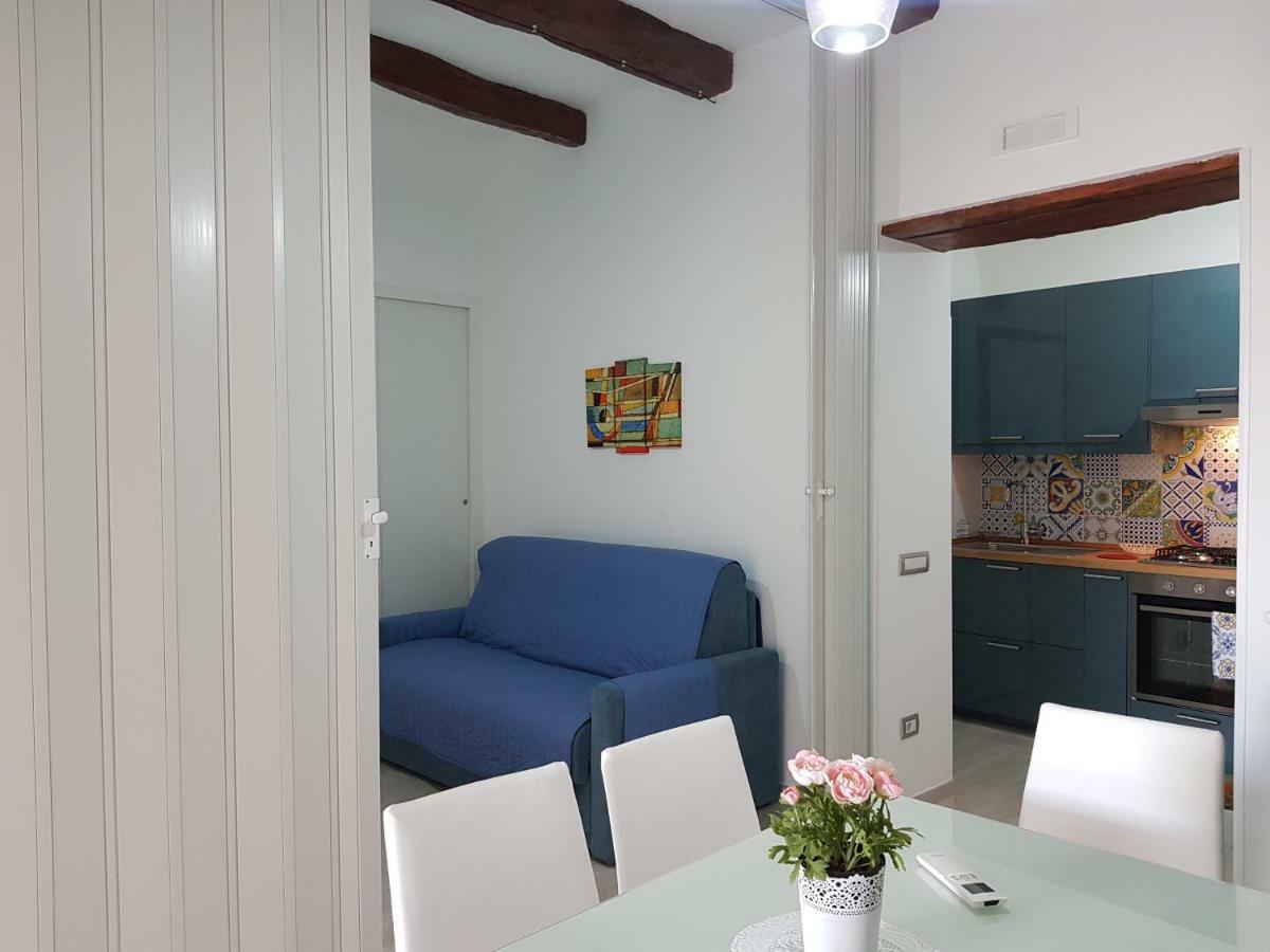 Al Teatro Verdi Luxury Apartment Salerno Ngoại thất bức ảnh