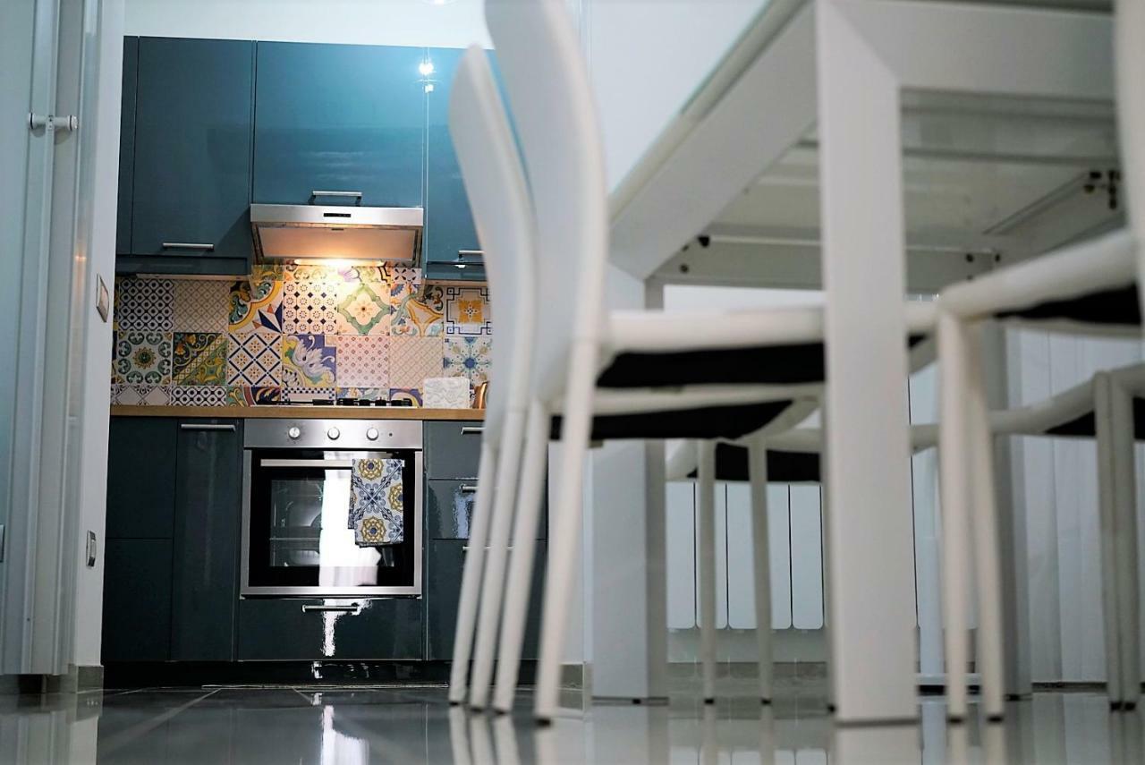 Al Teatro Verdi Luxury Apartment Salerno Ngoại thất bức ảnh
