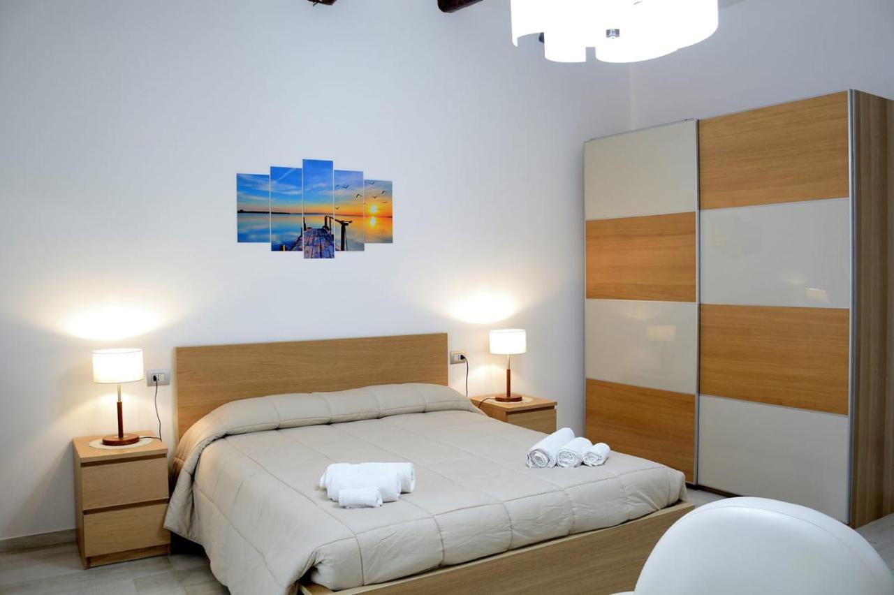 Al Teatro Verdi Luxury Apartment Salerno Ngoại thất bức ảnh