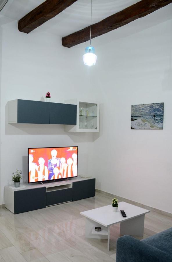 Al Teatro Verdi Luxury Apartment Salerno Ngoại thất bức ảnh